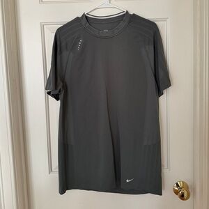 Nike Fit Dry Gray T-Shirt